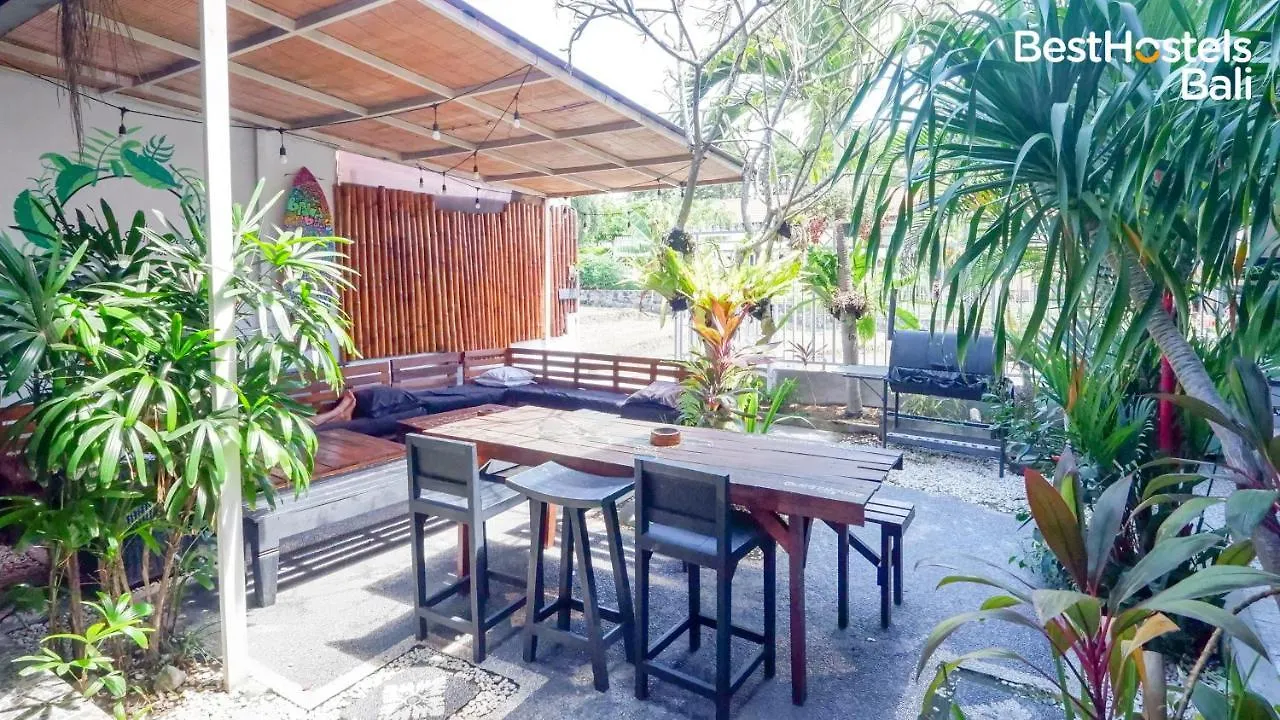 Auberge de jeunesse Surfers House Berawa à Canggu
